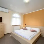 Penthouse Aurora Manjadvorci
