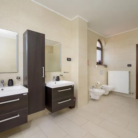Apartment Penthouse Aurora Manjadvorci