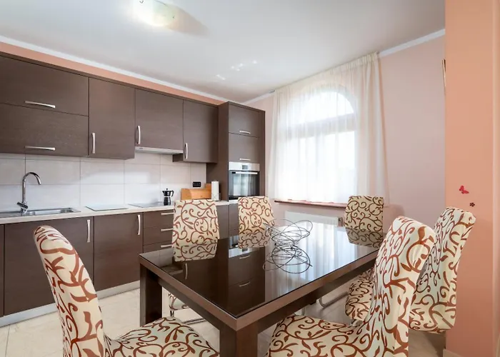 Penthouse Aurora Apartmán Manjadvorci